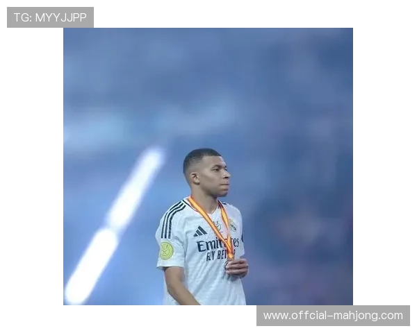 姆巴佩社媒发文助威皇马:全队目标西超杯冠军 姆巴佩社媒发文助威皇马:全队目标西超杯冠军